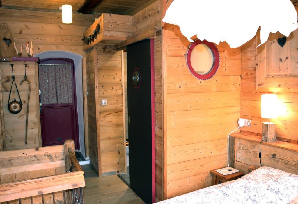 Chalet Bois D'Antan Bed and Breakfast Sainte-Foy-Tarentaise Esterno foto