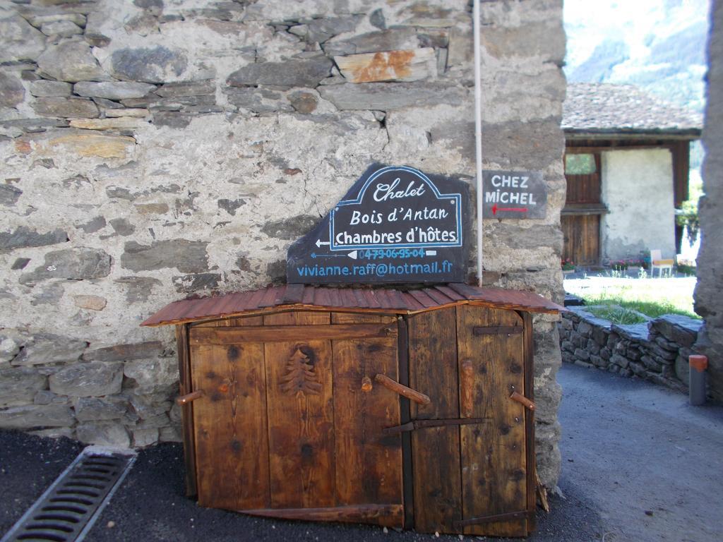 Chalet Bois D'Antan Bed and Breakfast Sainte-Foy-Tarentaise Esterno foto